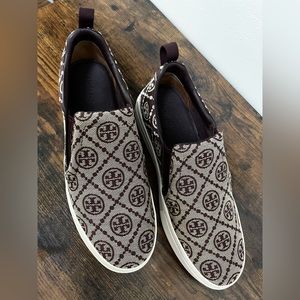 Brand new Tory Burch sneakers 8.5